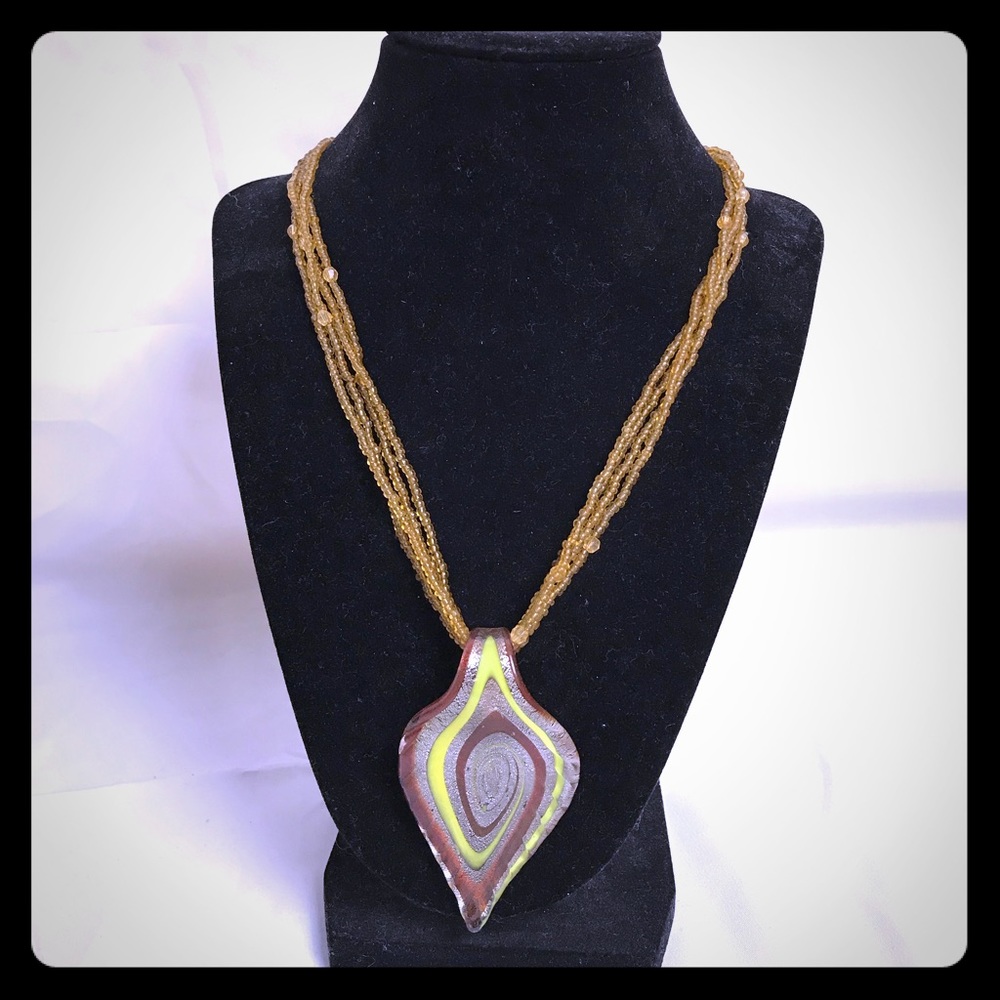 Bead chain with glass colored pendant